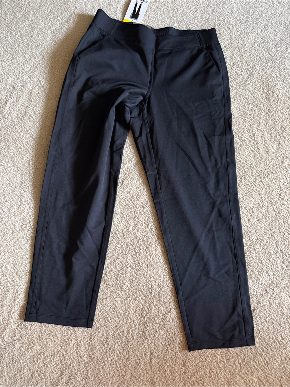 NWT Woman’s  Black Performance Pants - Classic ANKLE LENGTH Straight Fit S